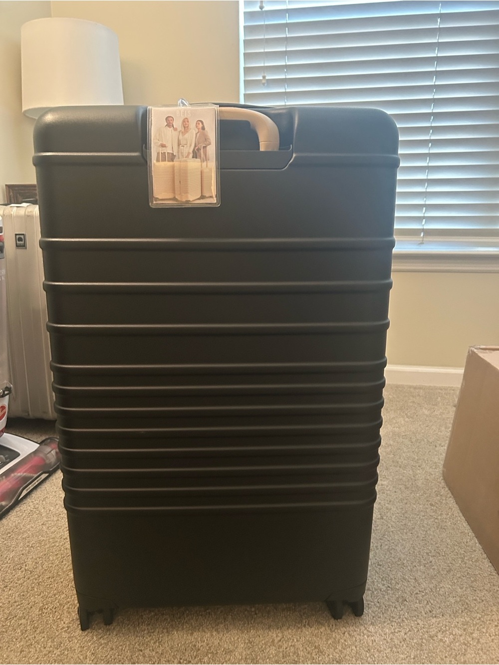 BEIS Large Black Hard Shell Rolling Suitcase NMT